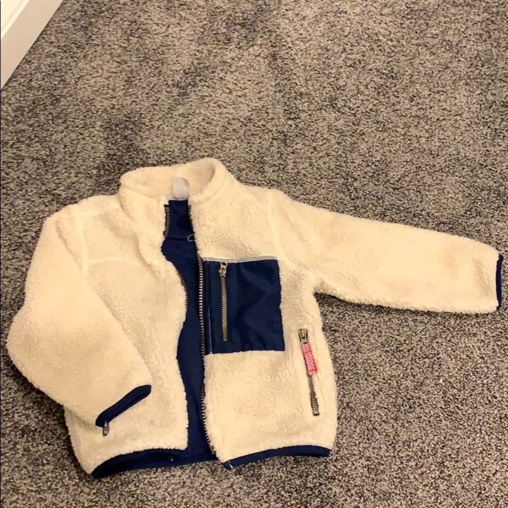 Carter’s 2t Fleece jacket.